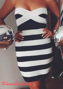 Alythea Black & White Bandage Dress Size Small